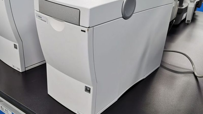 在市场上，生物试剂保存柜品牌众多，以下是一些知名品牌及型号：